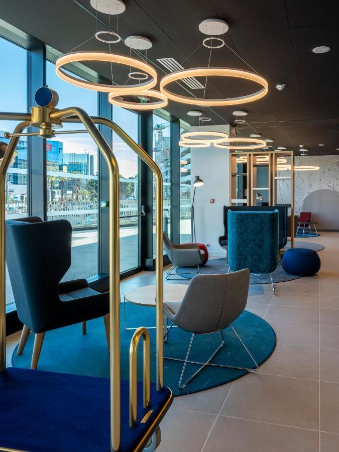 Holiday Inn Express - Nice - Grand Arenas By Ihg Экстерьер фото