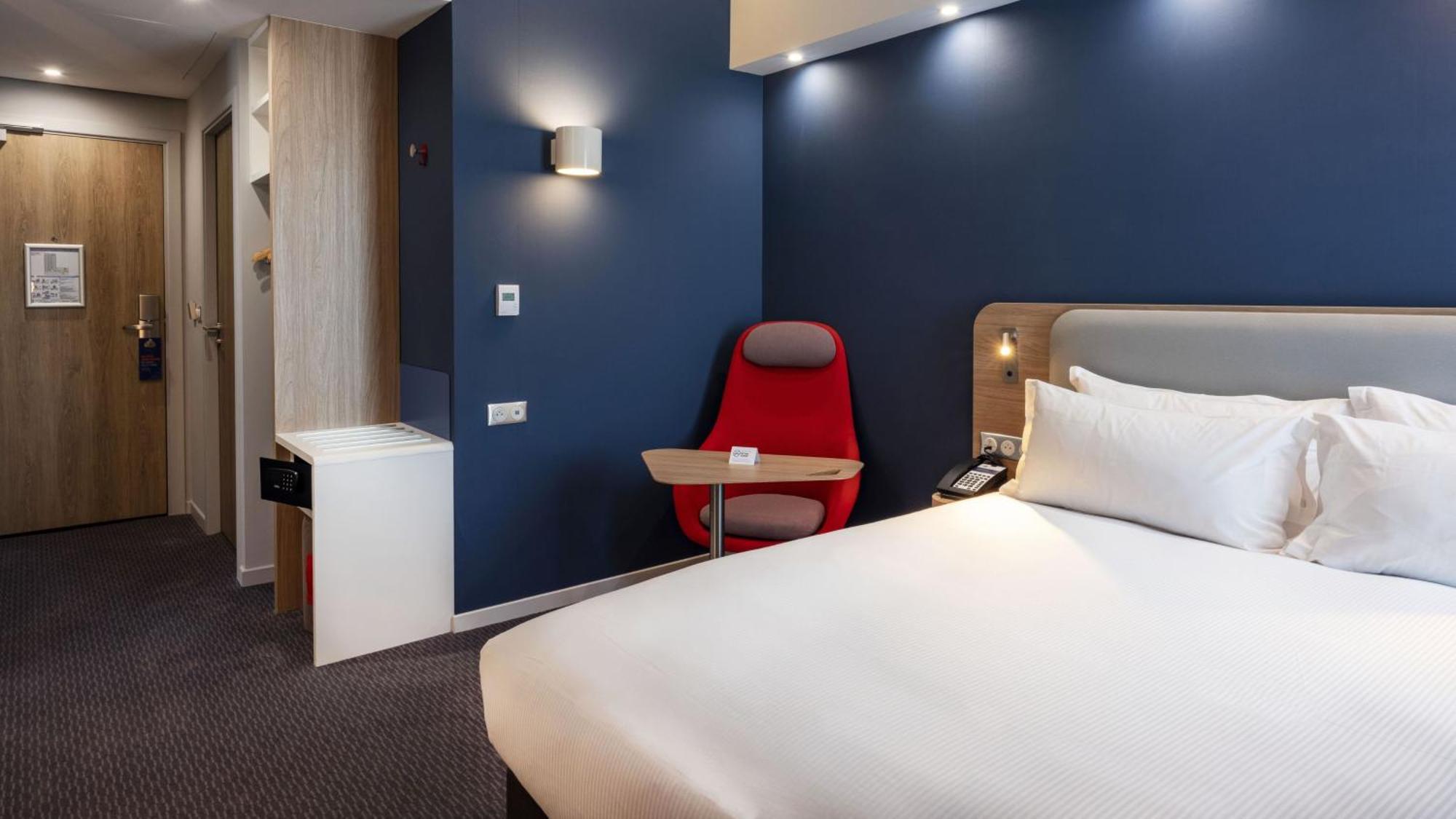 Holiday Inn Express - Nice - Grand Arenas By Ihg Экстерьер фото