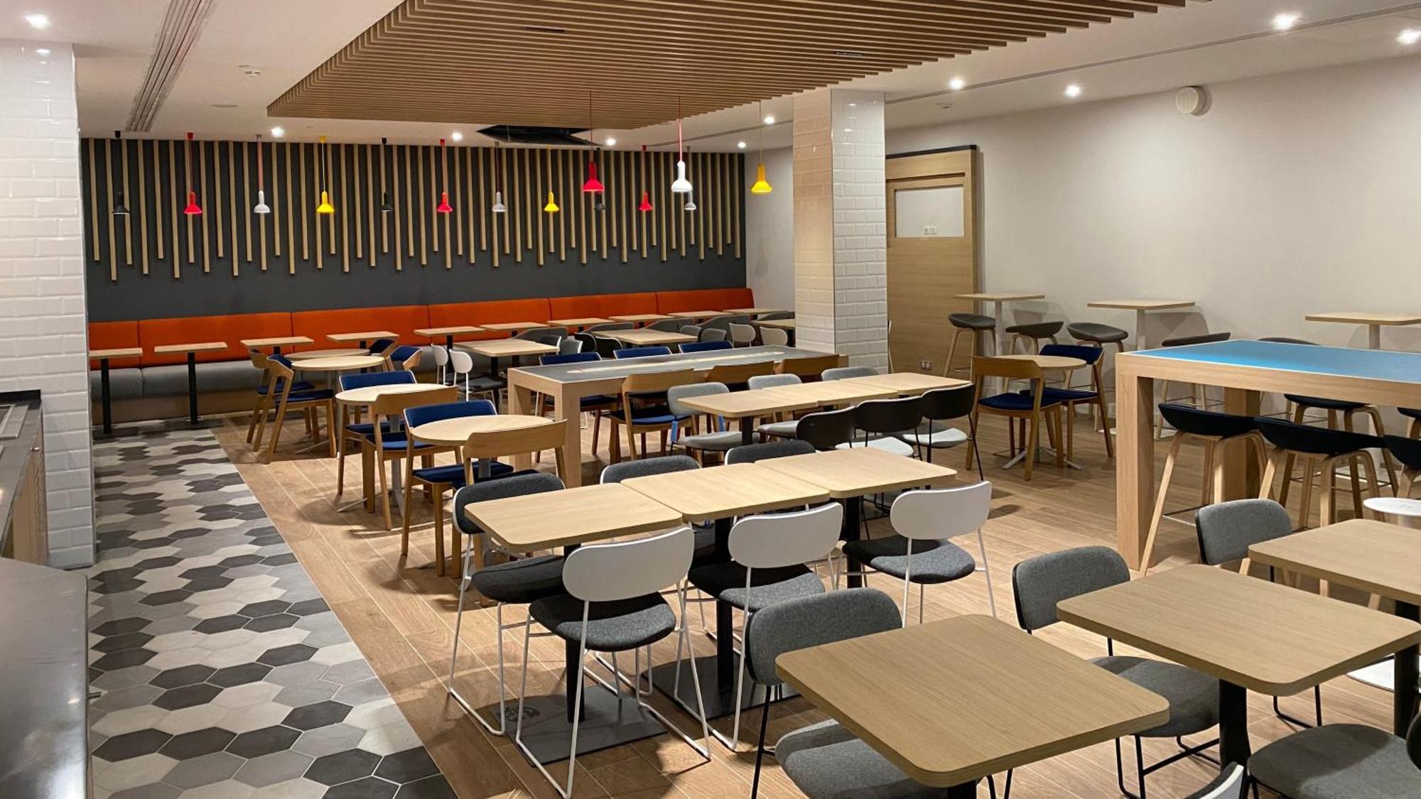 Holiday Inn Express - Nice - Grand Arenas By Ihg Экстерьер фото